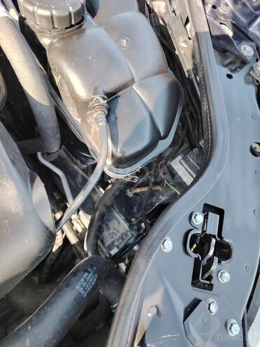 Mercedes E 220 d 2006, 305,245 km - 2.2 l - Bakı