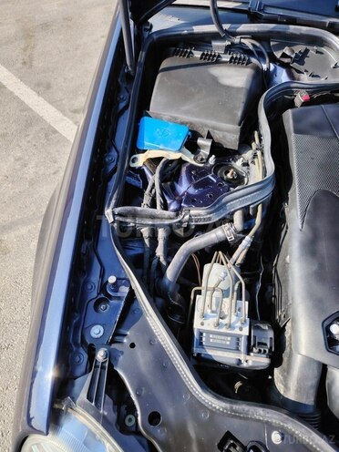 Mercedes E 220 d 2006, 305,245 km - 2.2 l - Bakı