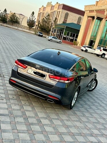 Kia K5 2016, 183,000 km - 1.7 l - Şirvan