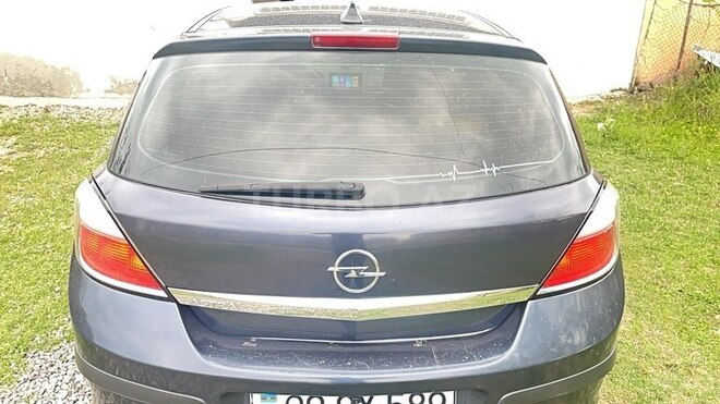 Opel Astra 2006, 256,000 km - 1.4 l - Gəncə