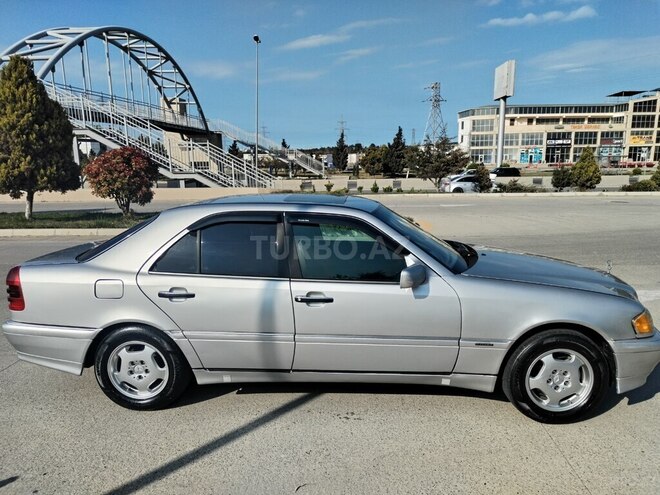 Mercedes C 220 d 1995, 220,000 km - 2.2 л - Bakı