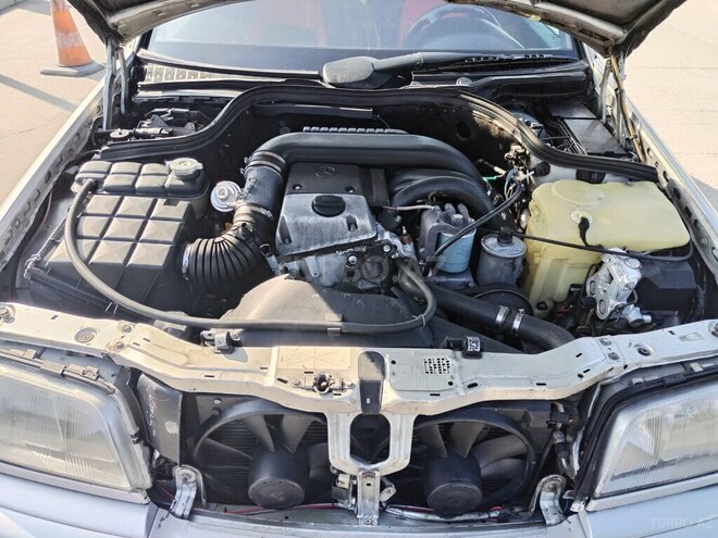Mercedes C 220 d 1995, 220,000 km - 2.2 л - Bakı