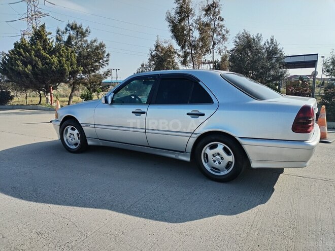 Mercedes C 220 d 1995, 220,000 km - 2.2 л - Bakı