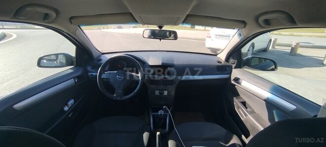 Opel Astra 2006, 215,000 km - 1.4 l - Bakı