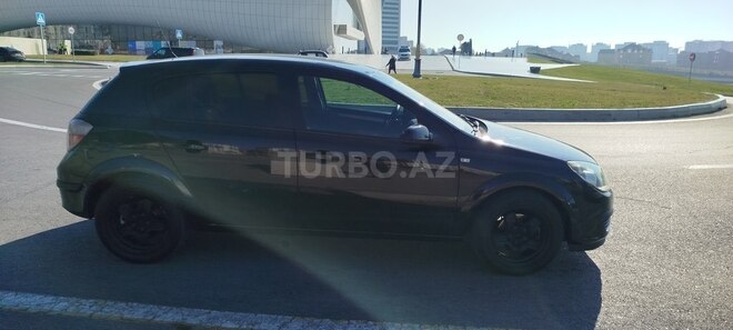 Opel Astra 2006, 215,000 km - 1.4 l - Bakı