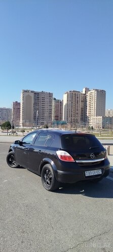 Opel Astra 2006, 215,000 km - 1.4 l - Bakı