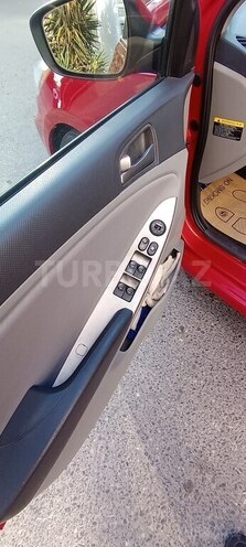 Hyundai Accent 2017, 181,253 km - 1.6 l - Bakı