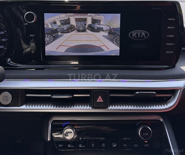 Kia K5-17