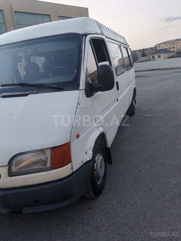 Ford Transit 1993, 500,000 km - 2.5 l - Salyan
