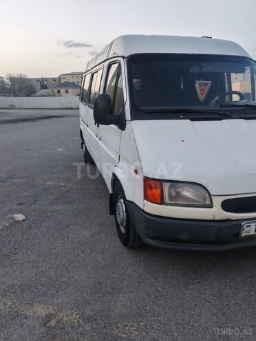 Ford Transit 1993, 500,000 km - 2.5 l - Salyan