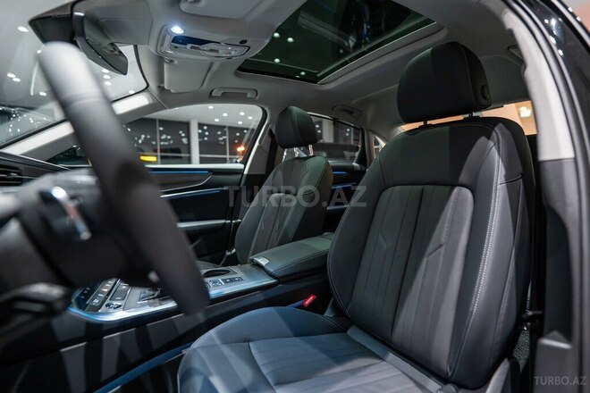 Audi A6-12
