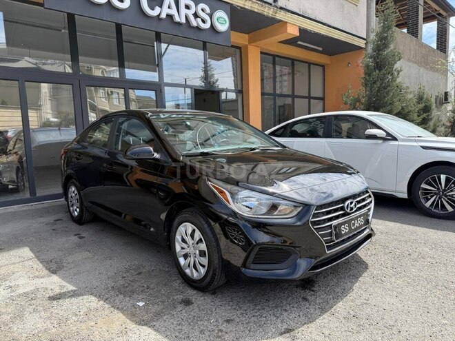 Hyundai Accent-14