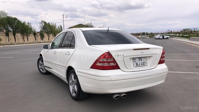 Mercedes C 240 2002, 272,000 km - 2.6 l - Naxçıvan
