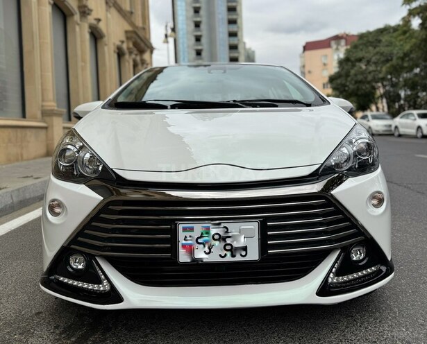 Toyota Aqua 2015, 33,000 km - 1.5 l - Bakı