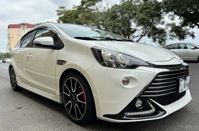 Toyota Aqua 2015, 33,000 km - 1.5 l - Bakı