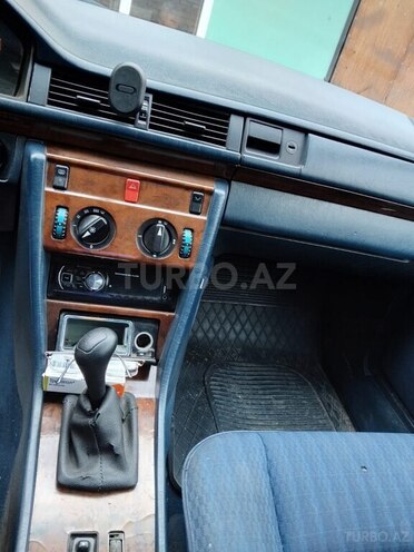 Mercedes E 200 1991, 408,000 km - 2.0 l - Oğuz