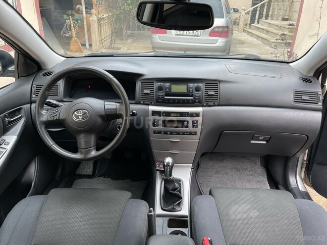 Toyota Corolla 2005, 269,000 km - 1.4 l - Bakı