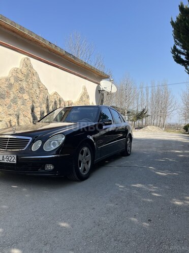 Mercedes E 320 2004, 300,000 km - 3.2 l - Siyəzən