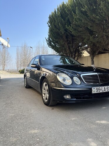 Mercedes E 320 2004, 300,000 km - 3.2 l - Siyəzən