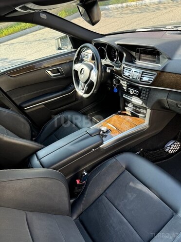 Mercedes E 200 2014, 215,506 km - 2.0 l - Bakı