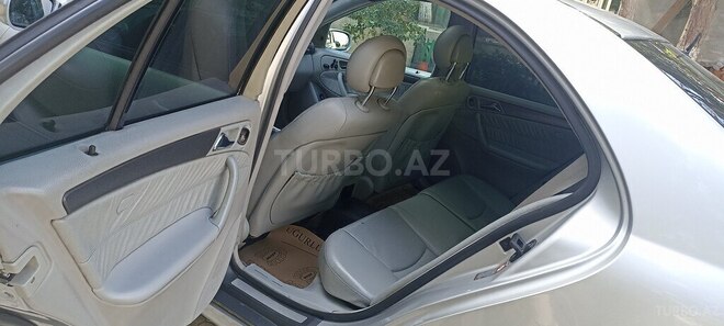 Mercedes C 200 2002, 286,322 km - 2.0 l - Xırdalan