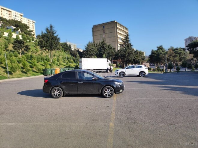 Kia Cerato 2009, 250,000 km - 1.6 л - Bakı