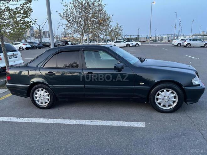Mercedes C 200 2000, 234,000 km - 2.0 l - Bakı