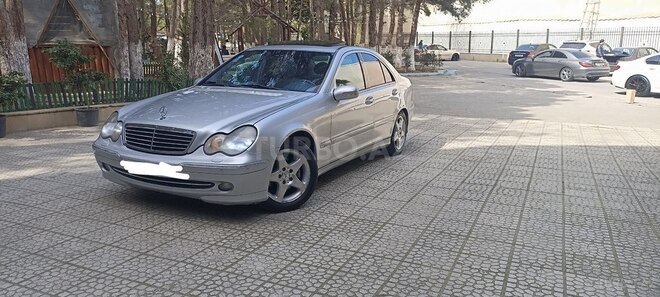Mercedes C 200 2002, 286,322 km - 2.0 l - Xırdalan