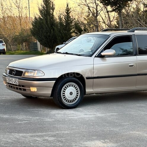 Opel Astra 1997, 253,184 km - 1.6 l - Bakı