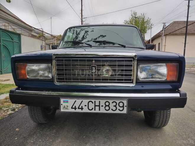 LADA (VAZ) 2107 2005, 95,000 km - 1.6 l - Salyan