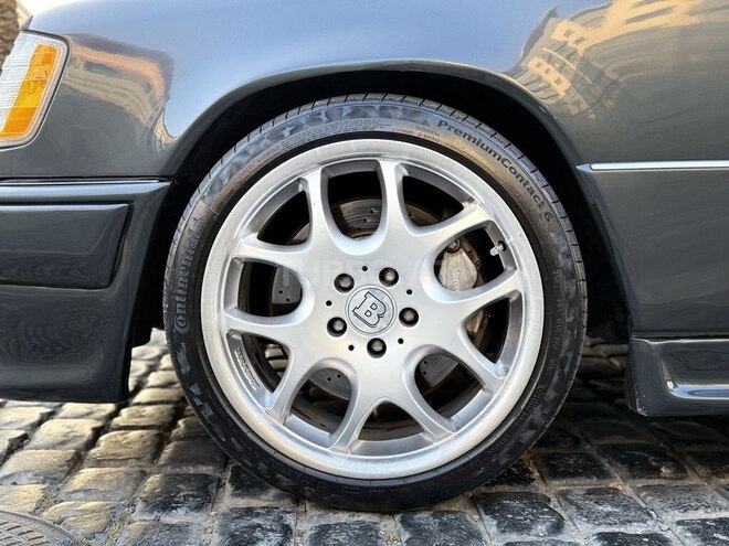 Mercedes E 320 1990, 60,000 km - 3.2 л - Bakı