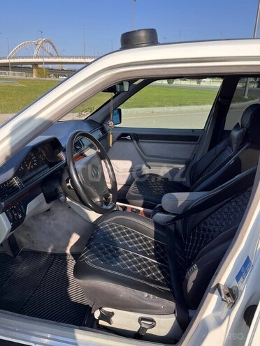 Mercedes E 220 1994, 550,000 km - 2.2 l - Bakı