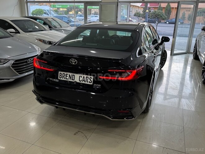 Toyota Camry-7
