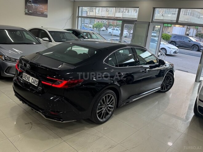 Toyota Camry-17