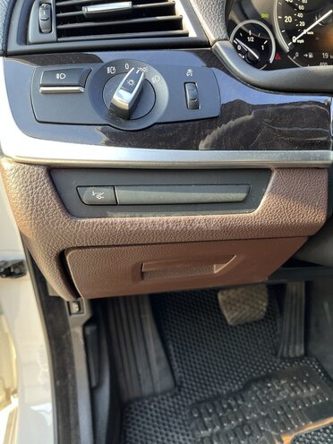 BMW 528 2016, 90,000 km - 2.0 l - Bakı