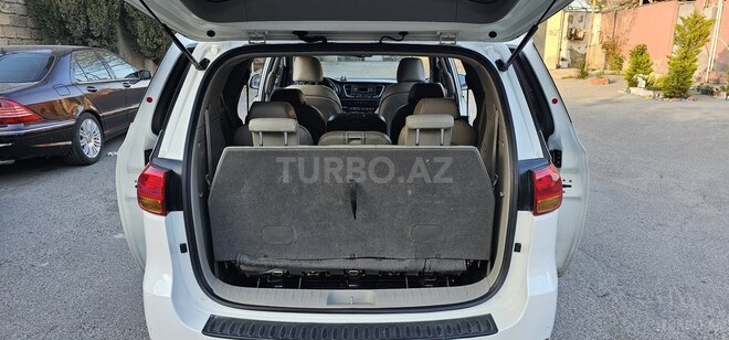 Kia Carnival 2015, 221,000 km - 2.2 l - Bakı