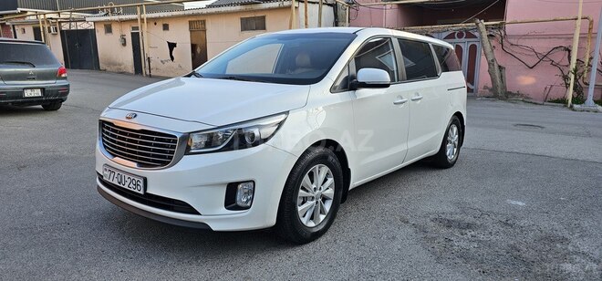 Kia Carnival 2015, 221,000 km - 2.2 l - Bakı