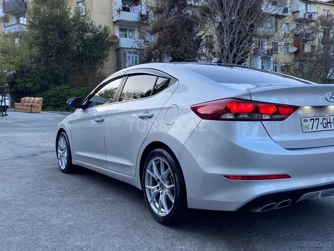 Hyundai Avante 2016, 180,000 km - 1.6 л - Bakı