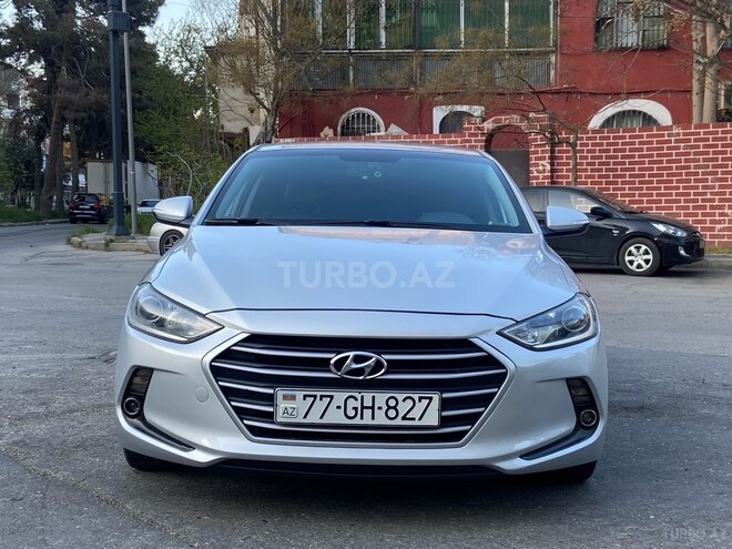 Hyundai Avante 2016, 180,000 km - 1.6 л - Bakı