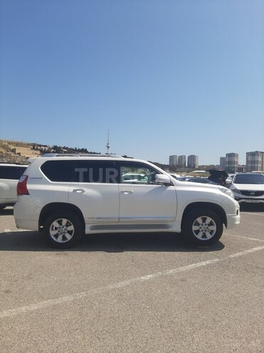 Toyota Land Cruiser Prado 2013, 132,400 km - 2.7 л - Bakı