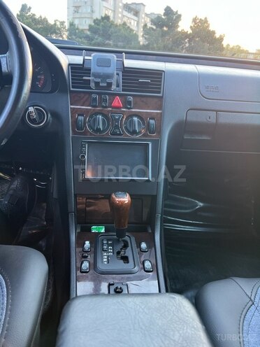 Mercedes C 230 1997, 440,000 km - 2.3 l - Bakı