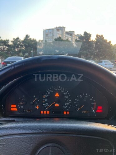 Mercedes C 230 1997, 440,000 km - 2.3 l - Bakı
