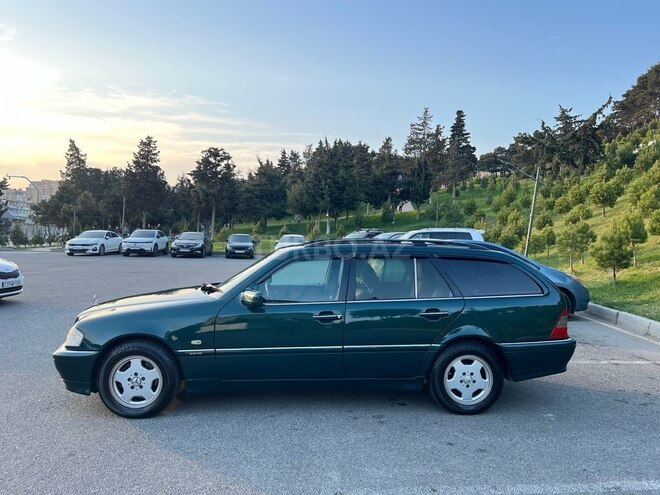 Mercedes C 230 1997, 440,000 km - 2.3 l - Bakı