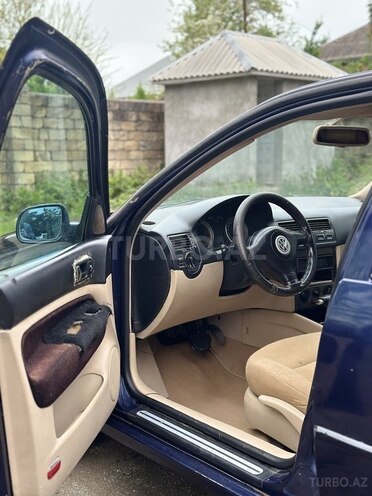Volkswagen Bora 2002, 225,328 km - 2.0 l - Lənkəran