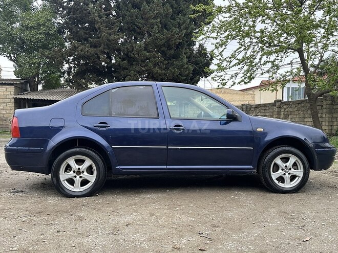Volkswagen Bora 2002, 225,328 km - 2.0 l - Lənkəran