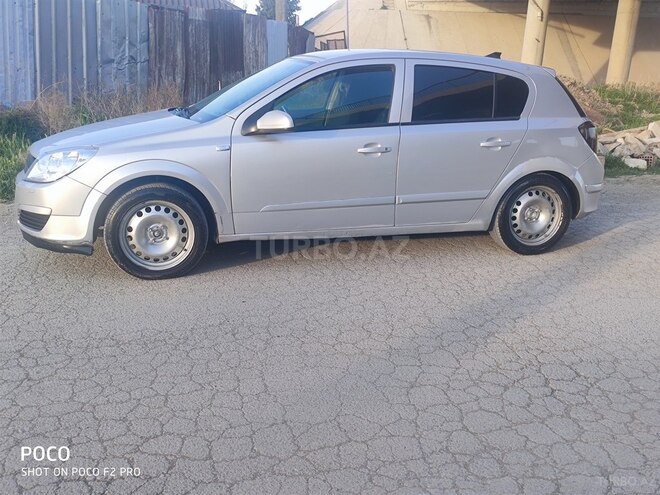 Opel Astra 2004, 176,000 km - 1.4 l - Bakı