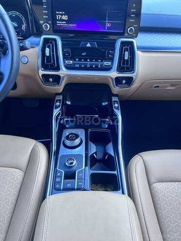 Kia Sorento-16