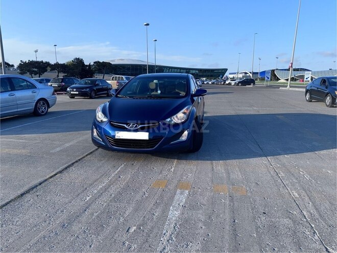 Hyundai Elantra 2015, 130,000 km - 1.8 л - Bakı