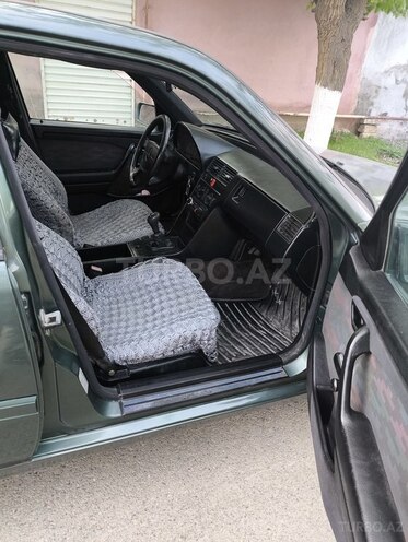 Mercedes C 180 1994, 702,345 km - 1.8 l - Biləsuvar