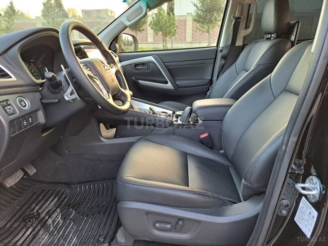 Mitsubishi Pajero 2023, 560 km - 3.0 л - Bakı